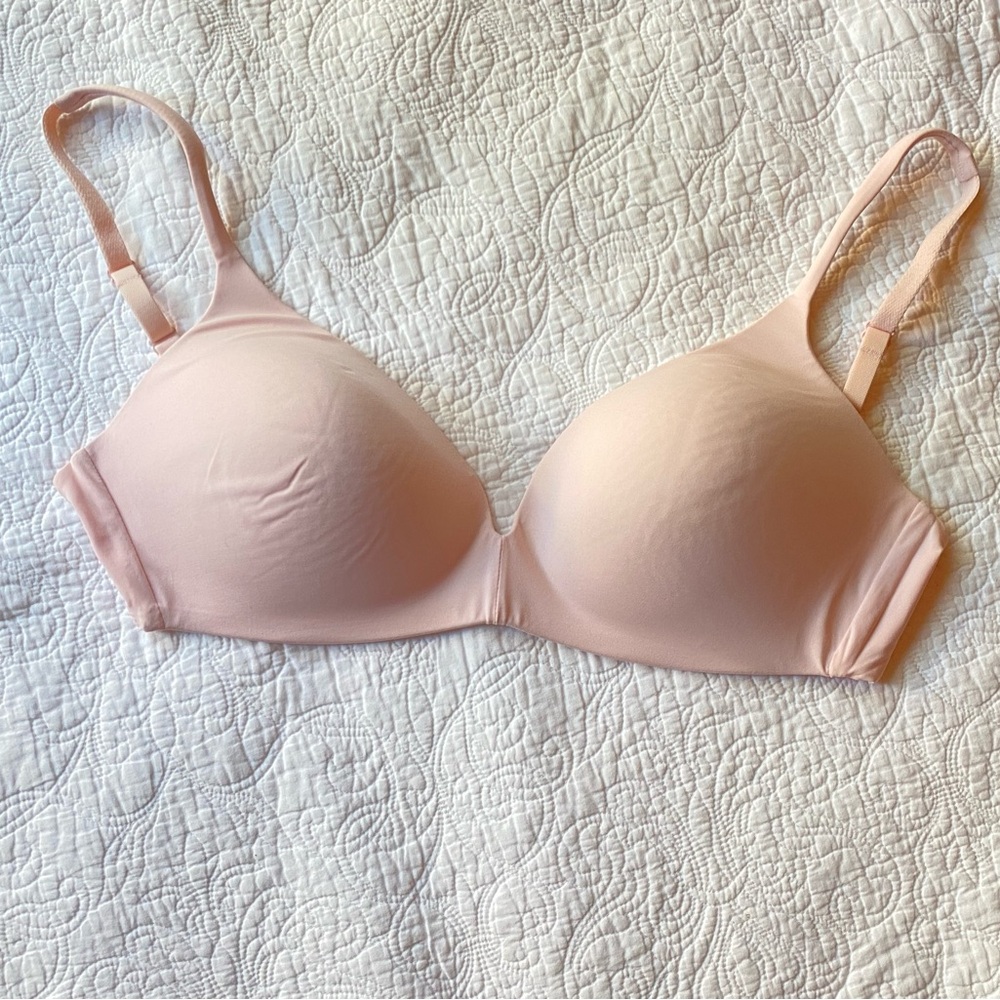Seamless Pink Bra VS Ipex